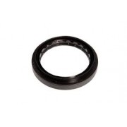 HUB INNER OIL SEAL LAND ROVER