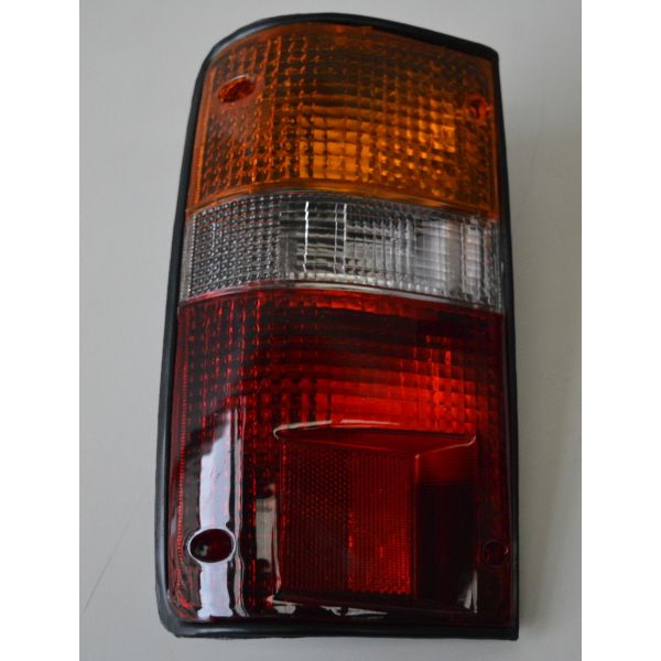 REAR LEFT LAMP TOYOTA HILUX