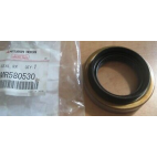 Pinion seal Original mitsubishi Rear axle