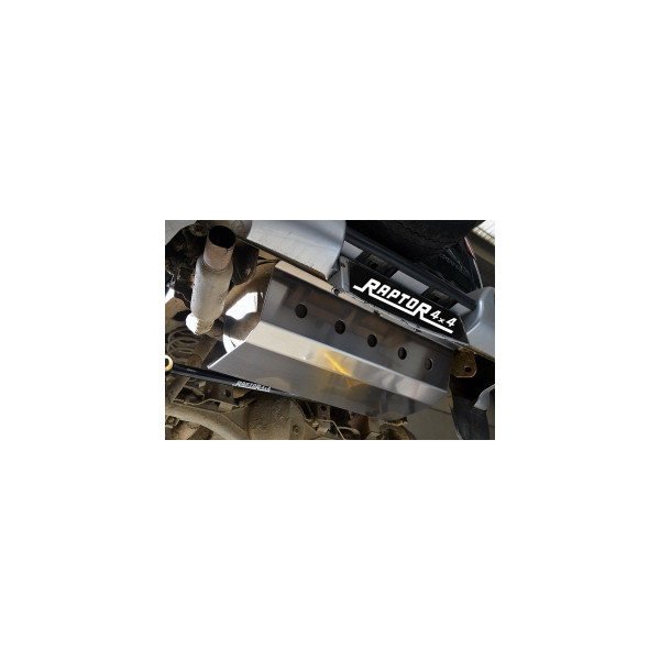 REAR FUEL TANK GUARD NISSAN TERRANO