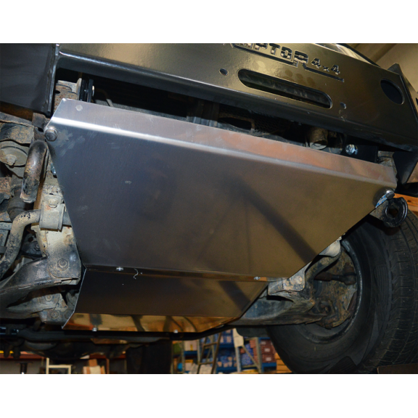FRONT SKID PLATE MITSUBISHI PAJERO