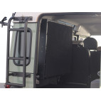 Land Rover Defender Puma (2007-2016) Gullwing Box - Front Runner