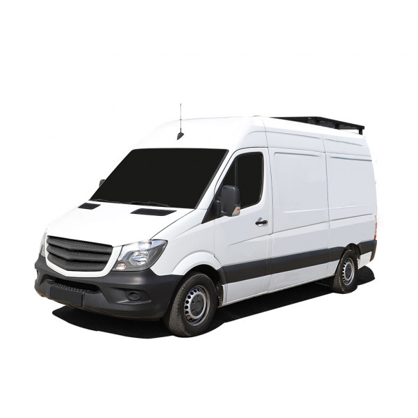 Freightliner Sprinter pakettiauto (2007-nykyinen) Slimline II 1/4 kattotelinesarja - Front Runner