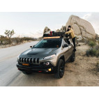 Jeep Cherokee KL (2014-Current) Slimline II Roof Rail Rack Kit - by Front Runner