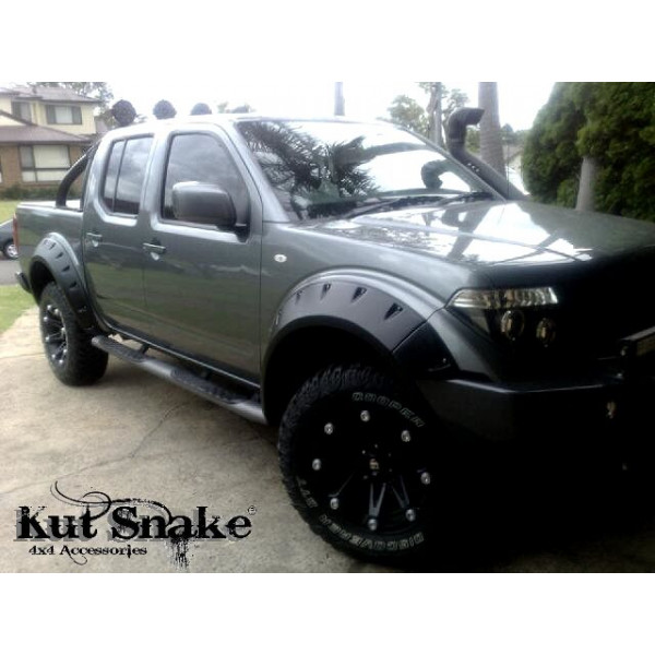 Lokasuojan levike, Nissan Navara D40 - Vain Eteen