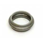 Pinion laakerin asennusrengas