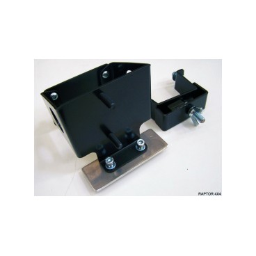 REAR DEFENDER FARM ANDCK CARRIER