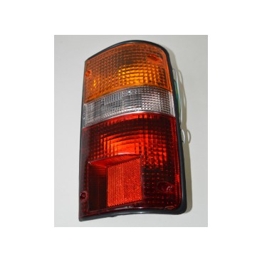 REAR RIGHT LAMP TOYOTA HILUX